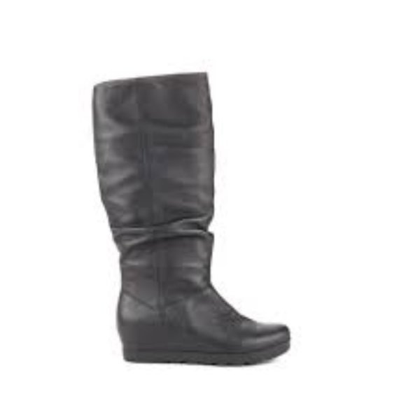 Cougar Array Women's Waterproof Tall Dress Boot - Picture 2 of 4